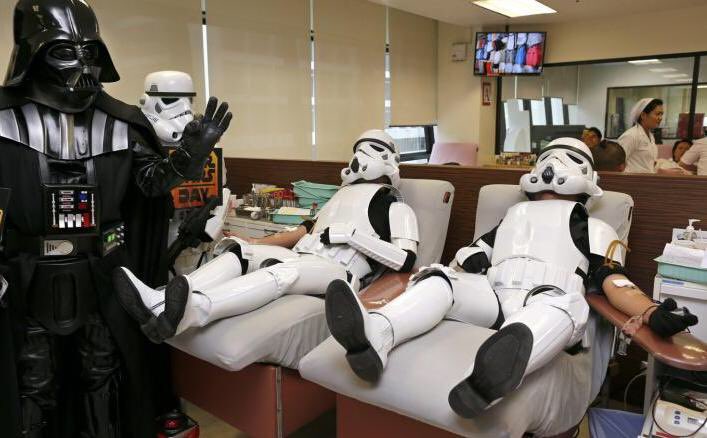 RedCross's tweet photo. You don't have to be a Jedi to be a hero! #TheForceAwakens https://t.co/nm46PIcOzy (photo: EPA/RUNGROJ YONGRIT) https://t.co/qUz8TxAmAy