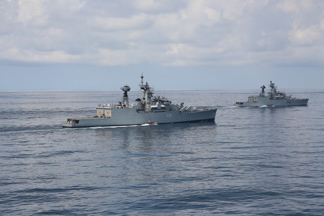 Brahmaputra Class Frigates CWhHNPkUYAADkpW