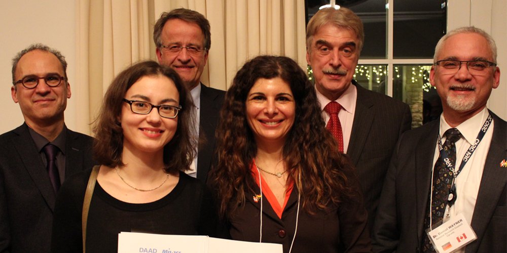 dwih_ny's tweet photo. .@DAAD_Germany & @MitacsCanada partnership strengthens #GermanCanadian research networks https://t.co/v7nPWL9xSn https://t.co/38hHWwO2bk