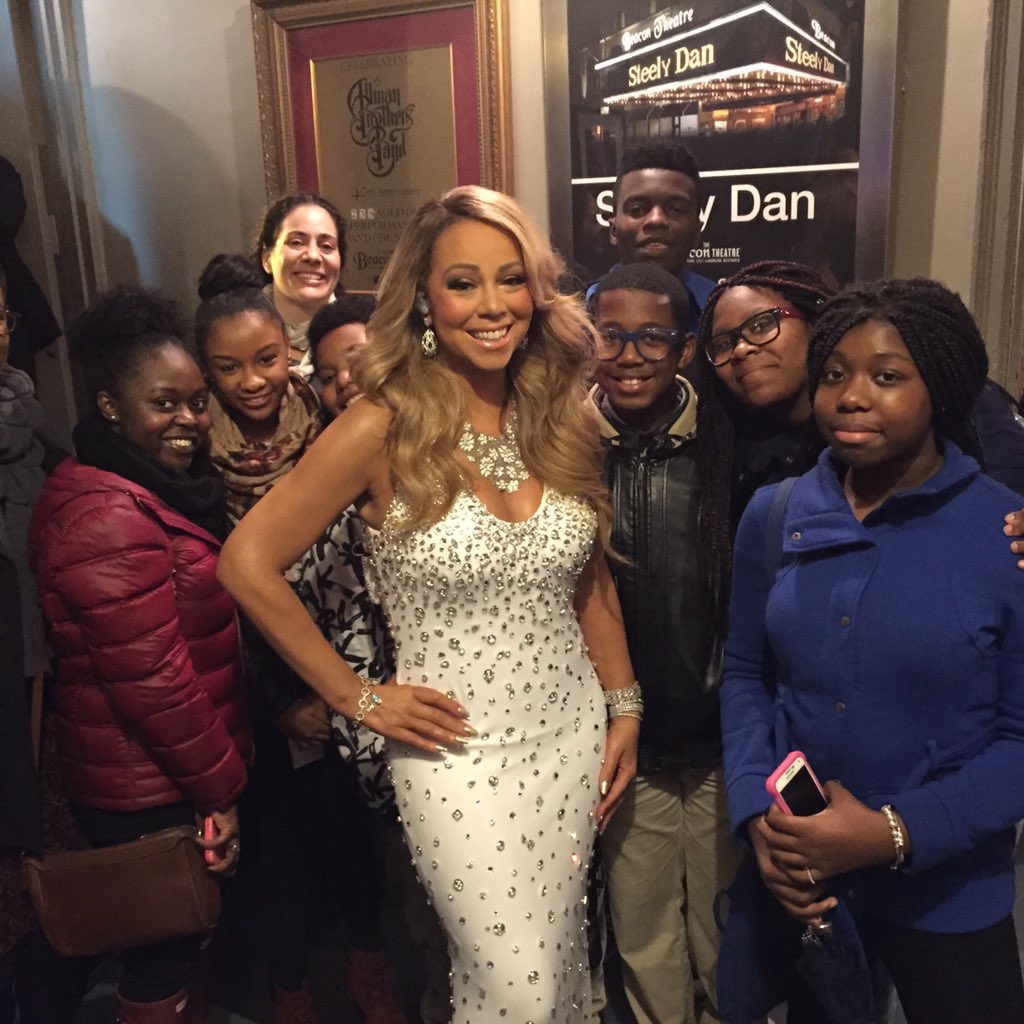 Mariah Carey au Beacon Theatre 2015 - Page 2 CWhK9swWIAArnhl