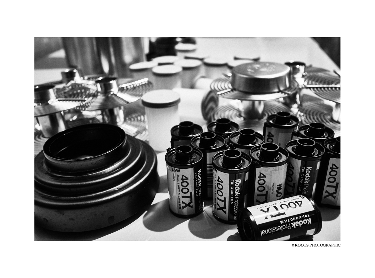 ryuyaamao's tweet photo. 【film development】
#kodak #400tx #film #35 #Leica #MaSuKo #1352 #TRI-X #reel #tank #development #devstopfix https://t.co/yKPPrsRhnD