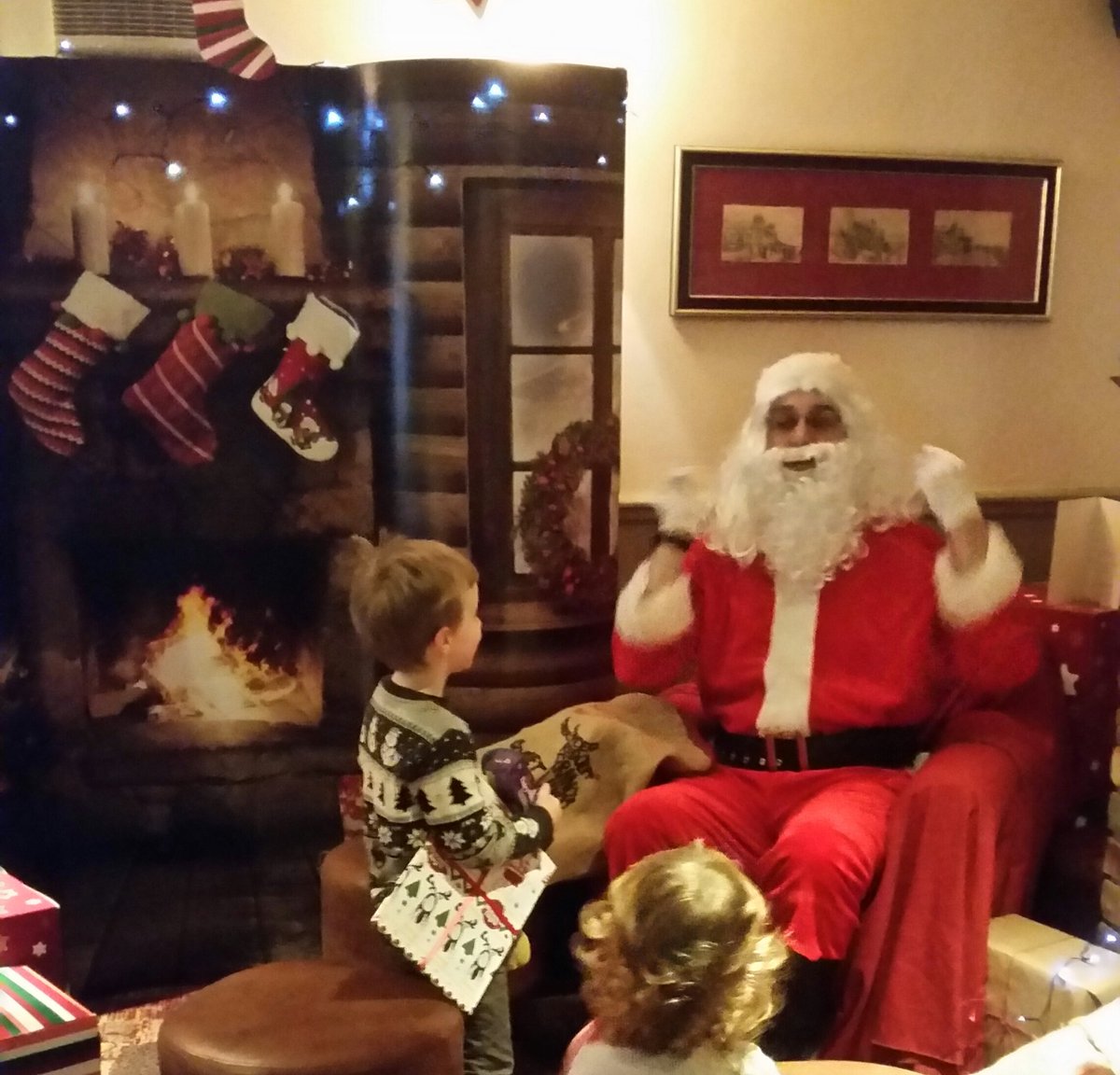 Magical memories Breakfast with Santa
 #TeamRegis <a href="/bognormanc/">mark cornwell</a> <a href="/Robodu/">Bogdan Rosu</a> <a href="/WeAreSUGM/">WeAreSUGM</a>