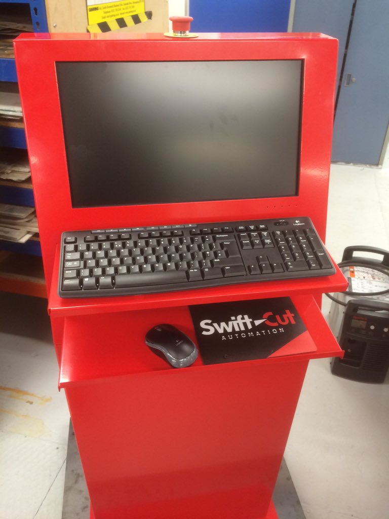 NTUmetal's tweet image. @NTUadbe @kerry_truman @adbe_technical almost there #swiftcut CNC plasma with tandem engraver head bosh!