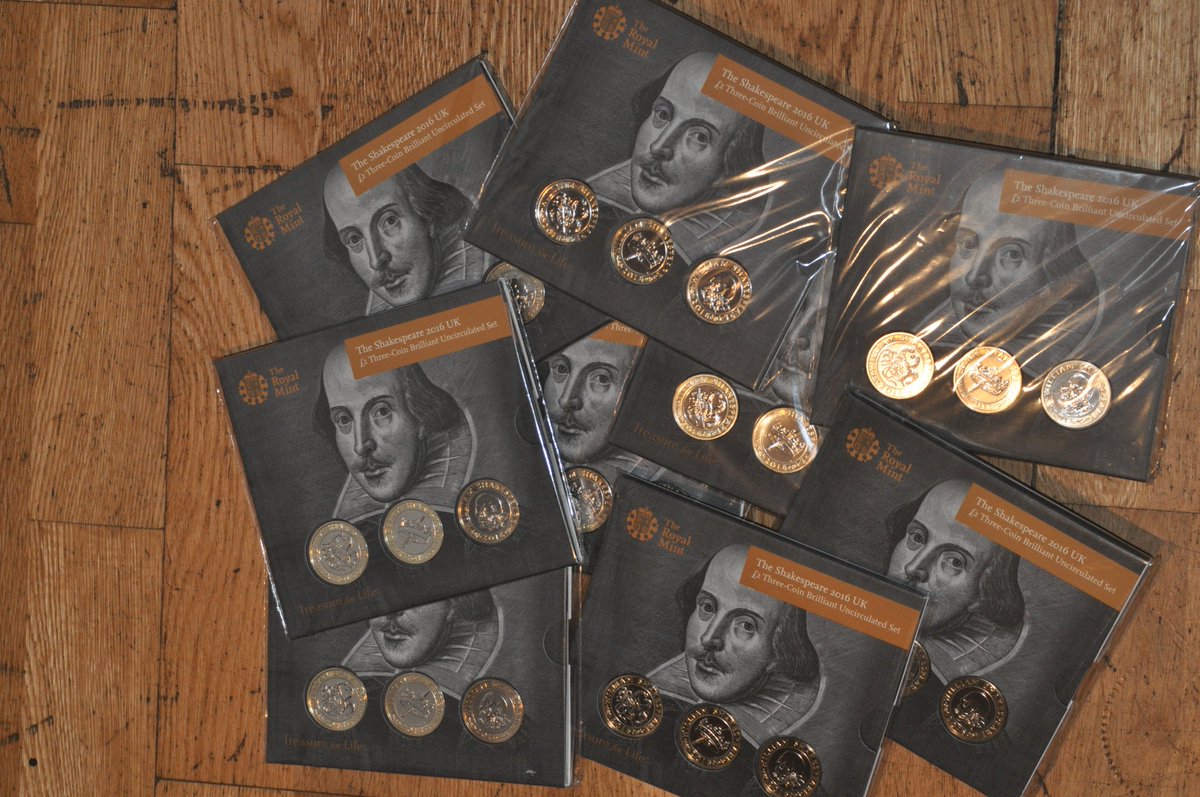 RosePlayhouse's tweet photo. A great Gift for #Chrisrtmas #Shakespeare400 gift coin set available @RoseTheatreSE1 ยฃ28 #SaturdayOpenDay 10-5pm https://t.co/H7egchNWhM