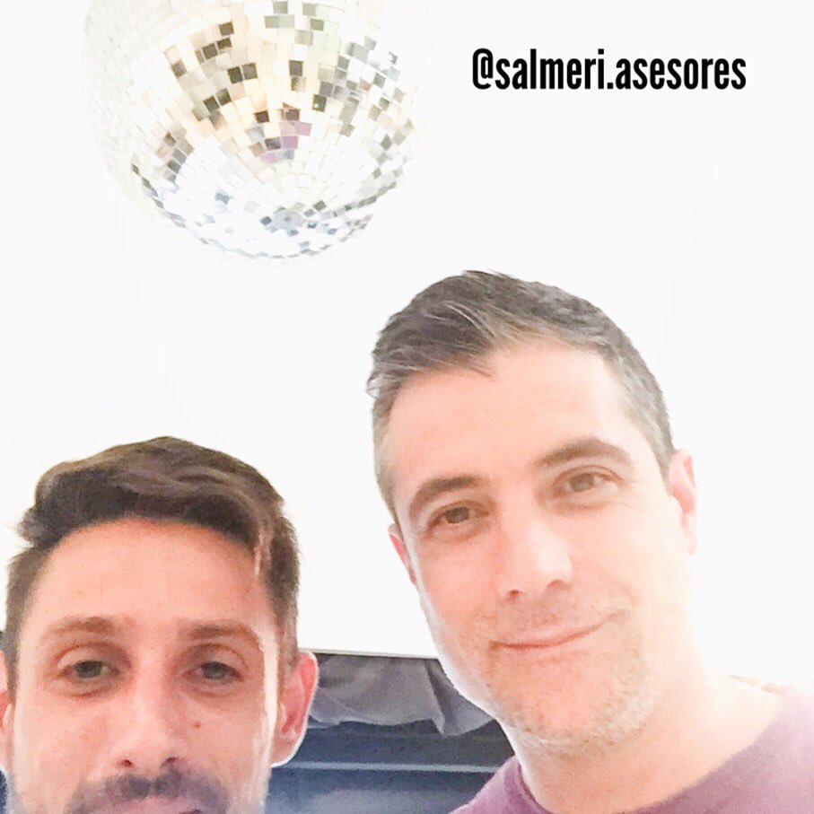 leansalmeri's tweet photo. Genio total @chatitoprada ... Gran cambio de look!!! @elchatoprada usted para cuando ajan!!!😉😉😉 https://t.co/trZ1UqvTEB