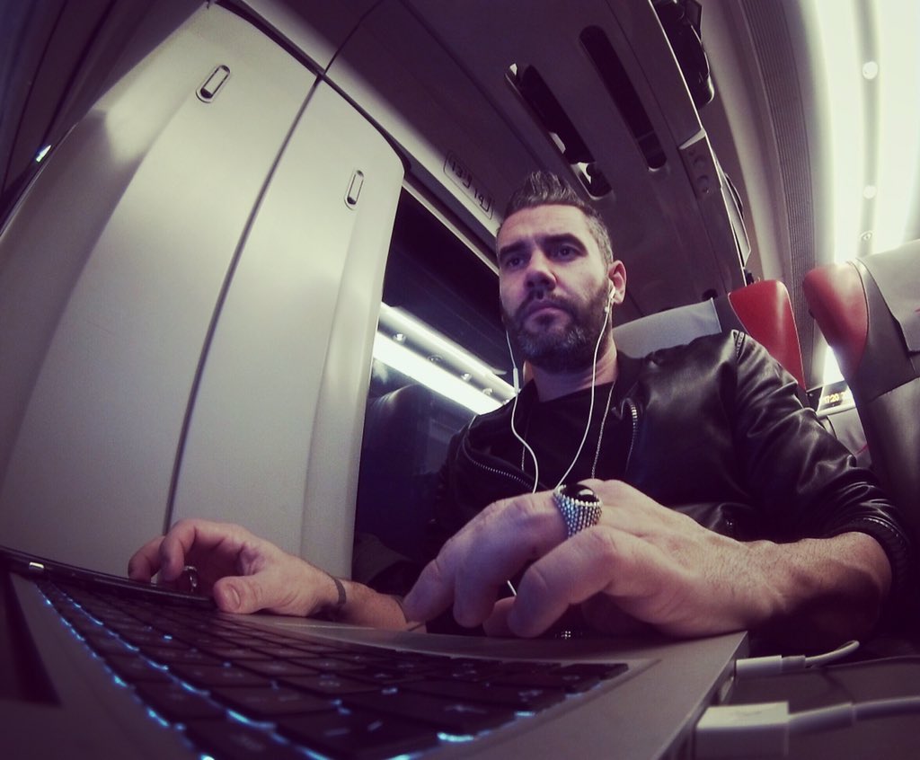 djpaulrichard's tweet photo. on my way to #Florence 🚄🇮🇹 @MomaFriday @DivAAgencyMGMT #DivAArtistsOnTour #DivAAgency @firenzenotte #MomaFriday https://t.co/5n6tDizHWK