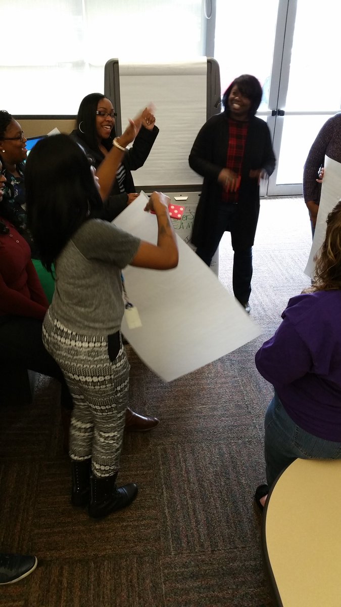 Memphis_CC's tweet photo. #MightyMemphis #caughtintheact #teamwork #planningforsucces #FCRFriday https://t.co/tDivHC9wJj