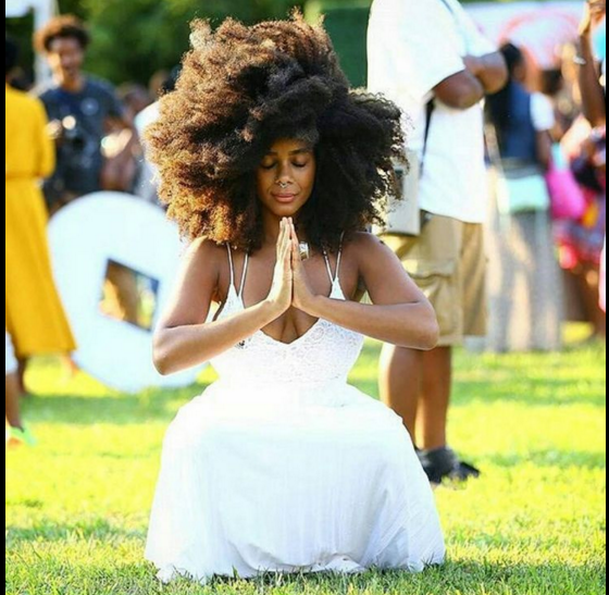 loveafro1's tweet photo. this weeks #fridayfro has to be this pic....  NAMASTE!   #loveafro #afrohair #afrooftheday https://t.co/KxJEdMdGOR