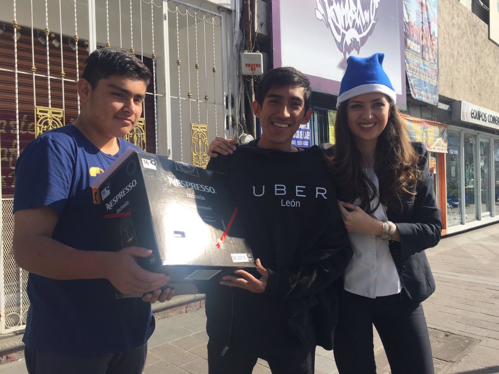 Uber León tweet media