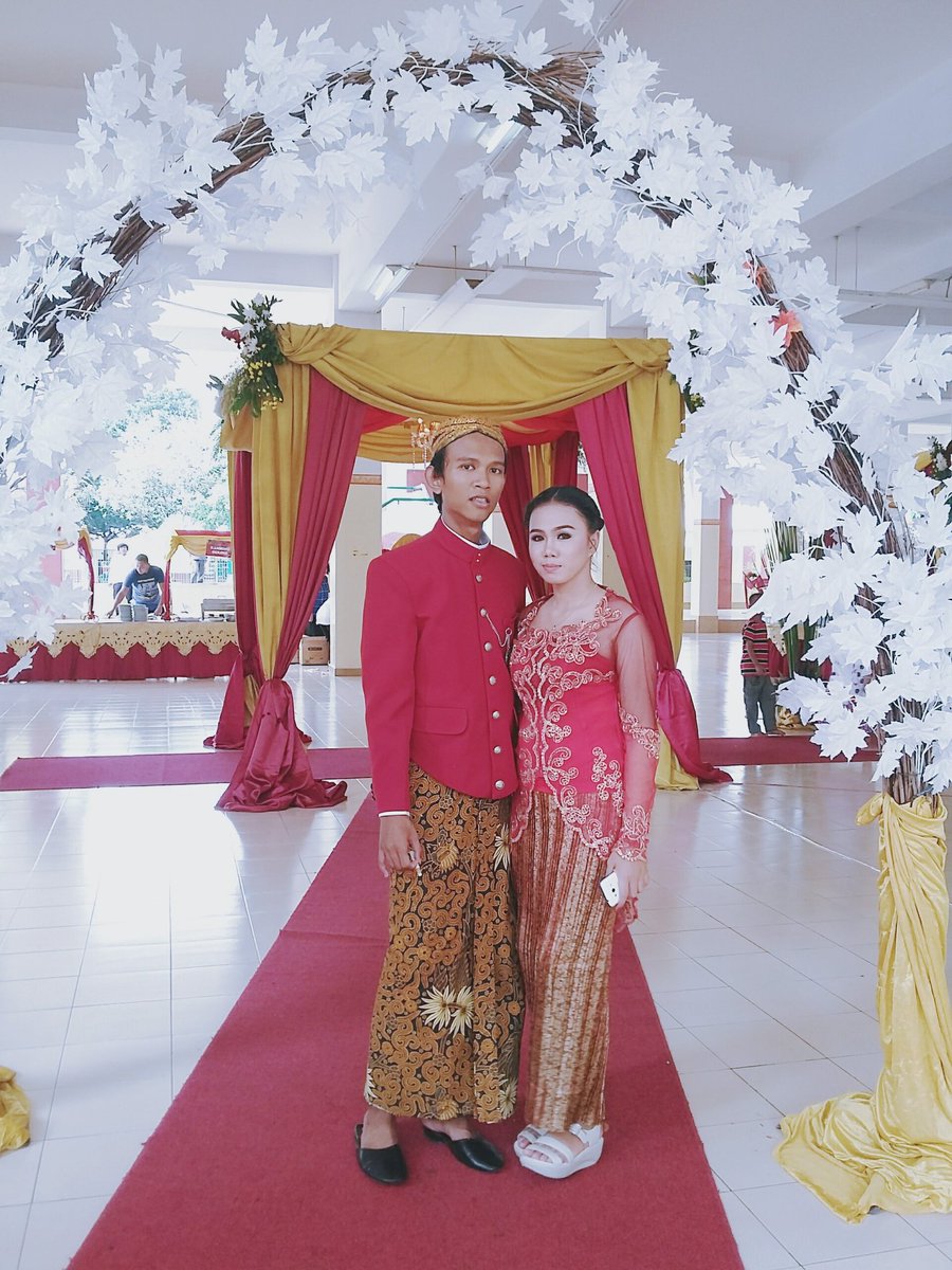 Anandaermptr's tweet image. Happy wedding kaka iparrr😘😚😍 w/@Mhmdnailalhd💏💑