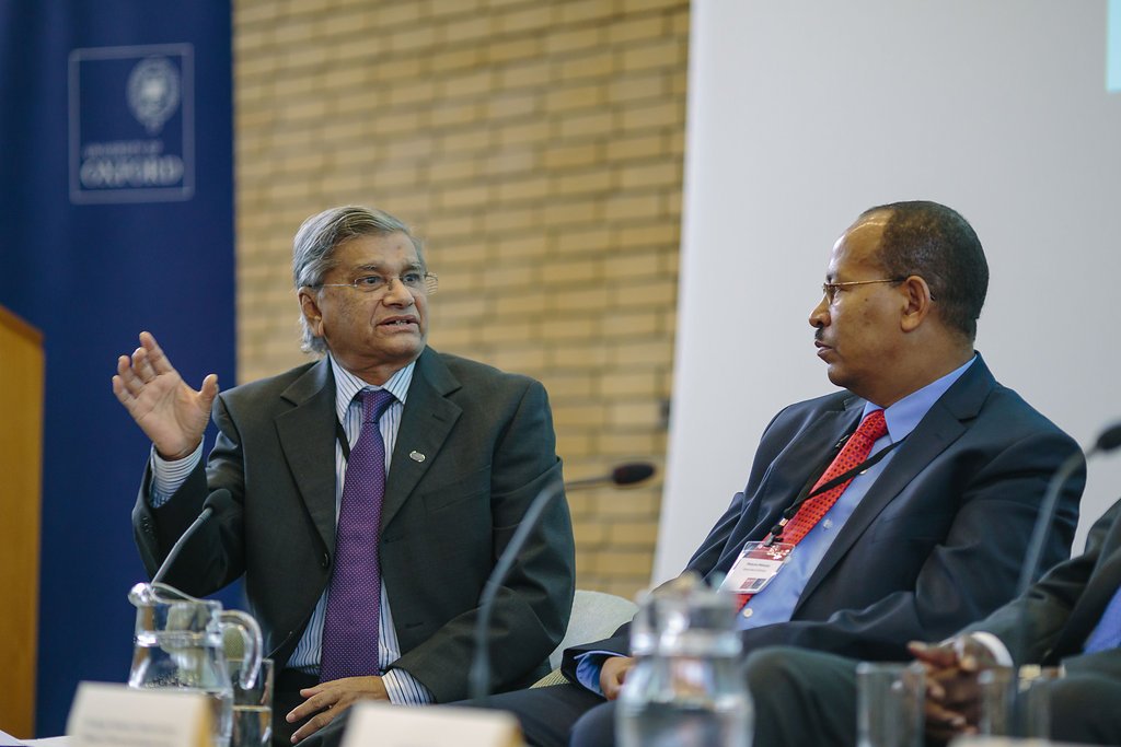 reachwater's tweet photo. #WaterSecurity: less talk, more action | highlights from #OXWS conference https://t.co/DYWrQRj5Xk https://t.co/4OLlhaLAft