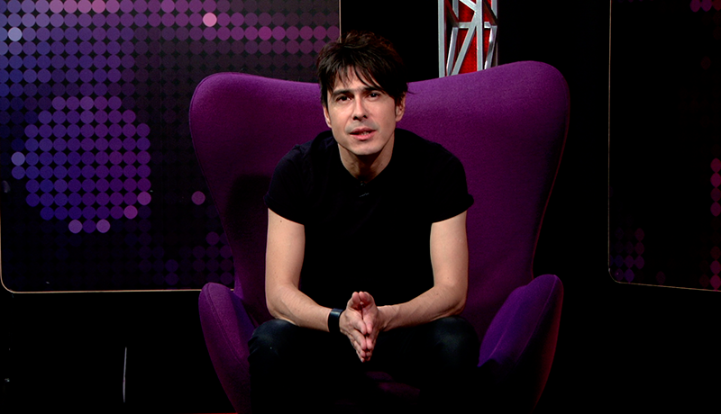 Ahora comienza una nueva entrevista en #ZonaDeEstrellas hoy al músico <a href="/FcoG0nzalez/">Francisco González</a>  Nos ves por <a href="/zonalatina/">Zona Latina</a>