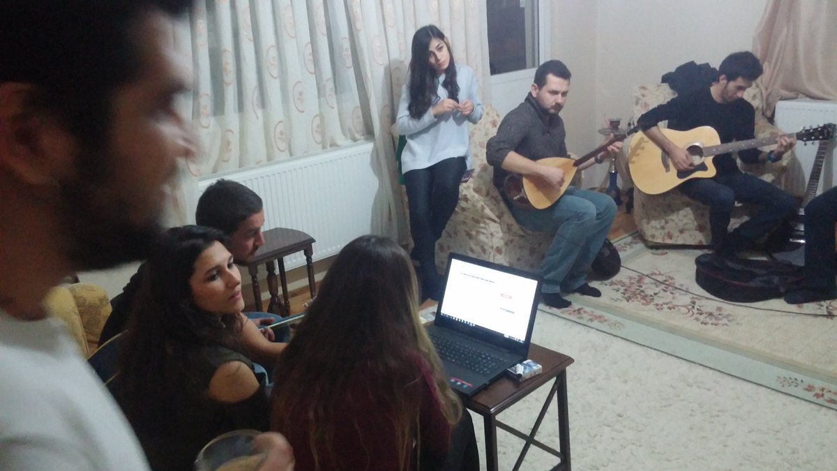 sacdeu's tweet photo. Müzik departmanımız yılbaşı için çalışmalara başladı 🎉🎉 Fakülte bizimle daha renkli 😄 https://t.co/BStUUMtFwD