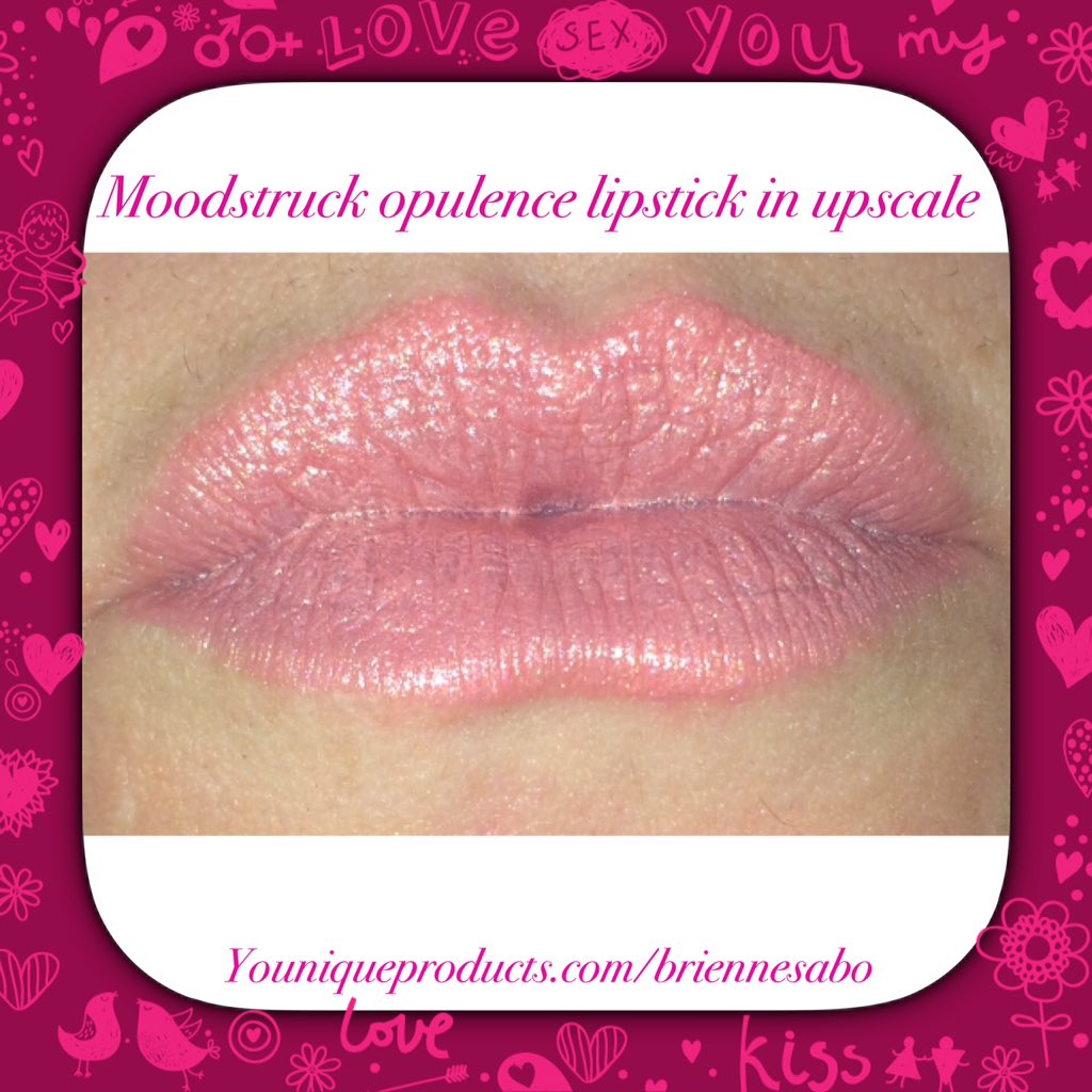 BrienneSabo's tweet photo. My new favorite lipstick! https://t.co/VPEwcph1ZA https://t.co/cPRLB2UHU2