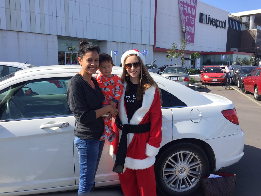 Uber León tweet media