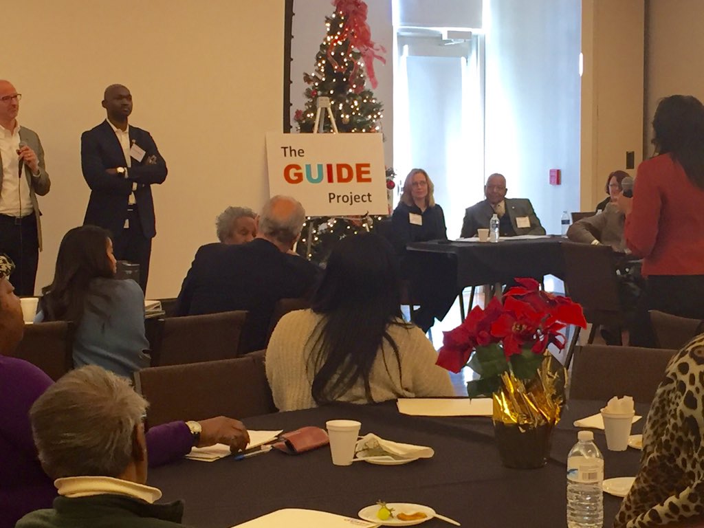 chicagochec's tweet image. Young people want to get involved in educating others about breast health! #townhall #greatdiscussion #guideproject