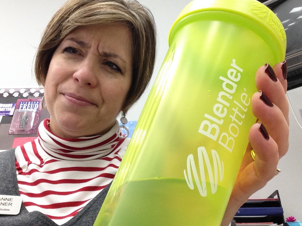 mstpsych's tweet photo. Now who is going to be thirsty? #secondblock https://t.co/OWsdkTJStn