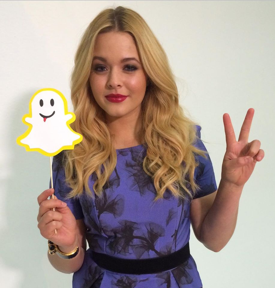 PLLonMax's tweet photo. Make sure you’re following #PLL on #Snapchat! #FollowFriday https://t.co/mZHx0zPmTE