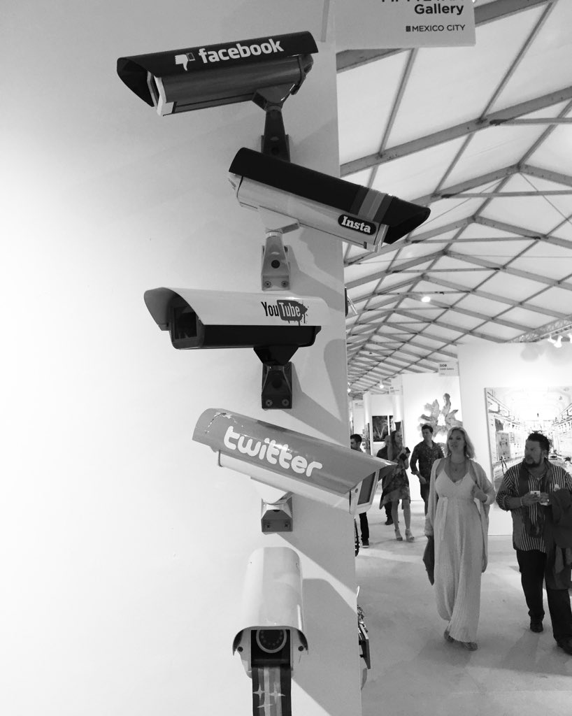 kate__stoltz's tweet photo. #cameras are everywhere. 📷💻📹 https://t.co/XdOkXpcjGF