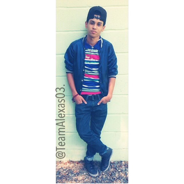TeamAlexas03's tweet photo. 25/33 #EspecialDeTBTDeAlexander Me gustan todos estos TBT y tengo más.😍 -AbigailS.L🔐 https://t.co/icXA08p2og