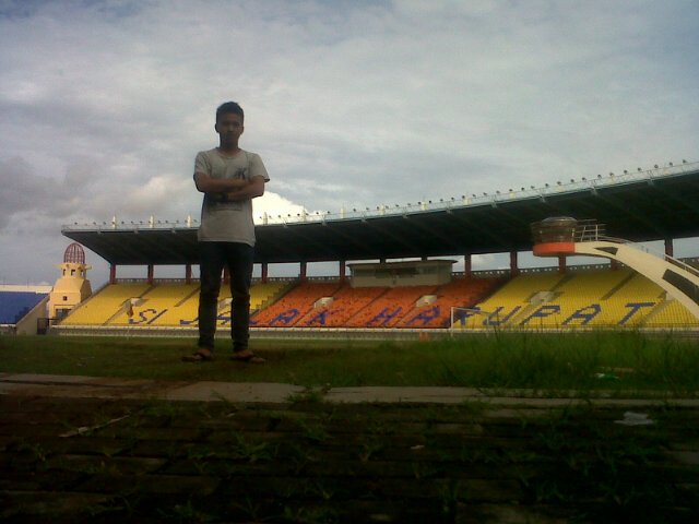 sepcalem's tweet photo. Stadion jalak harupat https://t.co/nXHOcNVEI1