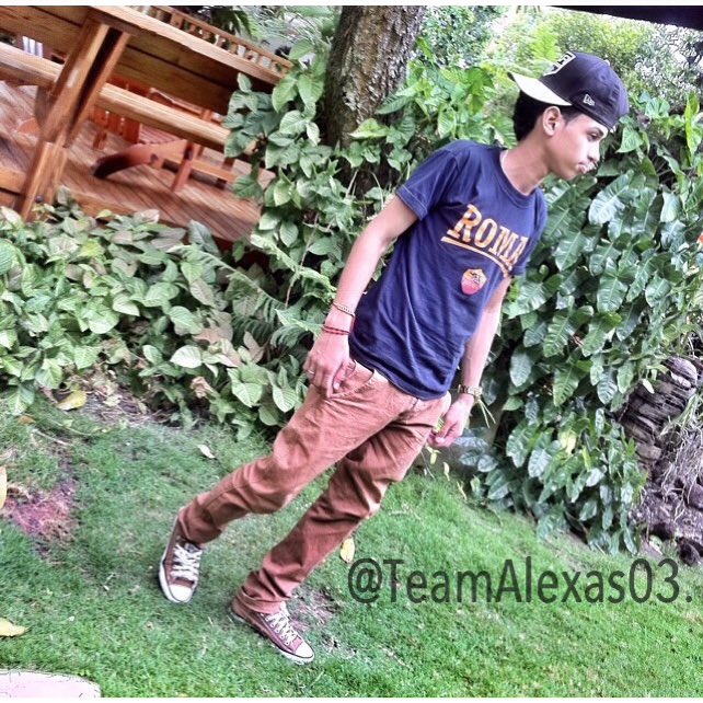 TeamAlexas03's tweet photo. 29/33 #EspecialDeTBTDeAlexander Hay Dios mioooo.✋😩😍 -AbigailS.L🔐 https://t.co/xN3sxtMKf9