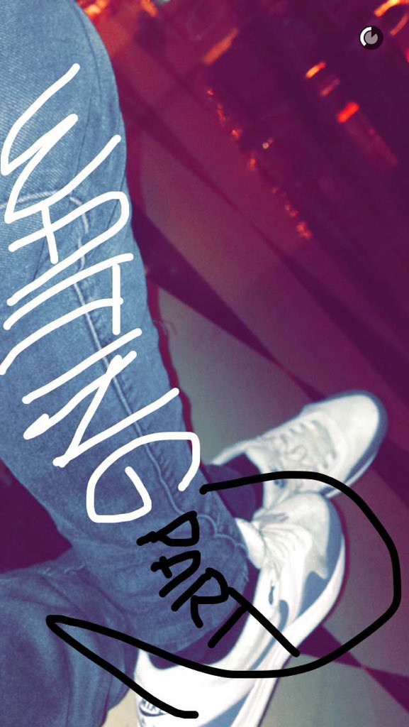 chicsersnap's tweet photo. @ranzkyle snapchat update https://t.co/nEQTghuYW4