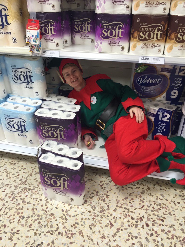 Where's the elf now !!!!!!! Getting around the store 😳 <a href="/catj1969/">Catherine Hill</a> <a href="/headcaseymike/">Mike Casey-Head</a>