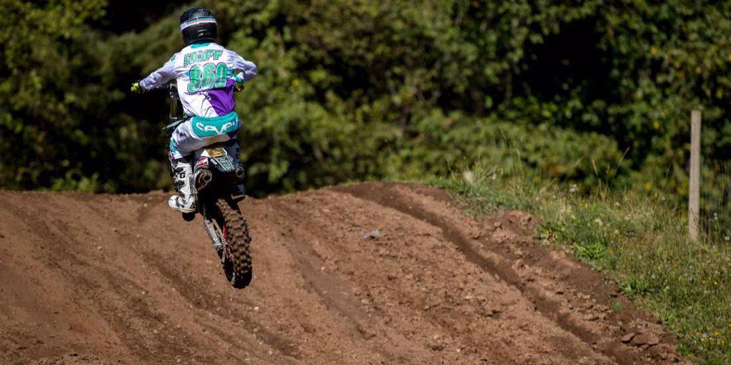 Motocross Riding Tips with Gary Semics - Clearing A Jump
Click Here: bit.ly/1Pe72fr