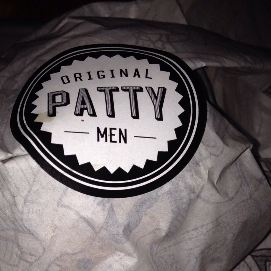 rbwoodgate's tweet photo. Y-uuuu-mmmm! Best burger I've had in a long long time 😊@originalpattymen #pattymen #independent #birmingham https://t.co/9GwzDTWFst