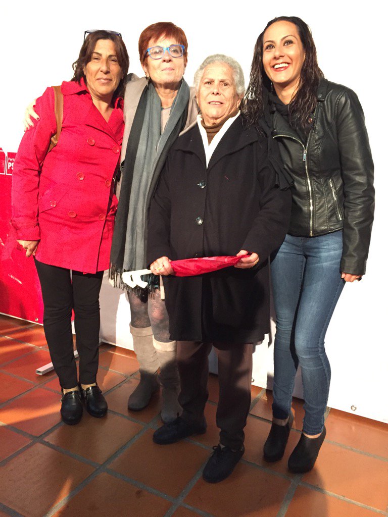 garciaretegui's tweet photo. Con tres generaciones de Fortuneras socialistas apoyando #PedroPresidente #ElCambioVotaPSOE https://t.co/XIKaEmRWIi