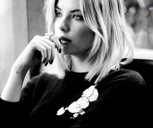 Ns_PLL's tweet image. #HappyBirthdayAshleyBenson happy birthday to this sweet angel, i love you so much @AshBenzo 2⃣6⃣💥✨🎀💜💘💞😍👑