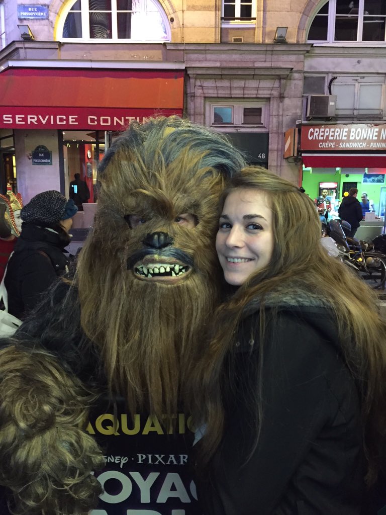 Frère et soeur de cheveux recherche un toilleteur d'urgence ! #StarsWars #LeGrandRex @LeGrandRexOff