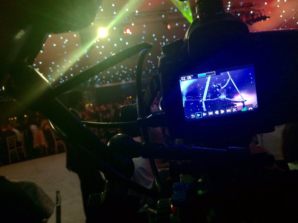 rhproductions's tweet photo. Partying behind the camera @fernwilky @BestPartiesEver #aerialact #firehoops #silks @CodaMojo @AdamJ_Carpenter https://t.co/k3Sgr2n2ZU