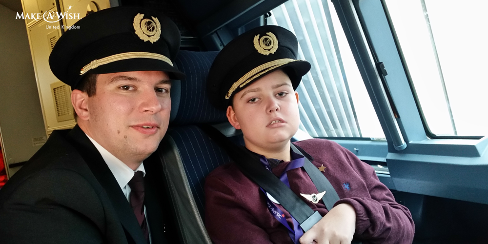 MakeAWishUK's tweet photo. Geraint always wanted to be a pilot – so we granted his ultimate wish for him! https://t.co/wOpRXqbbyE #TextSanta https://t.co/73a5TSpvBv