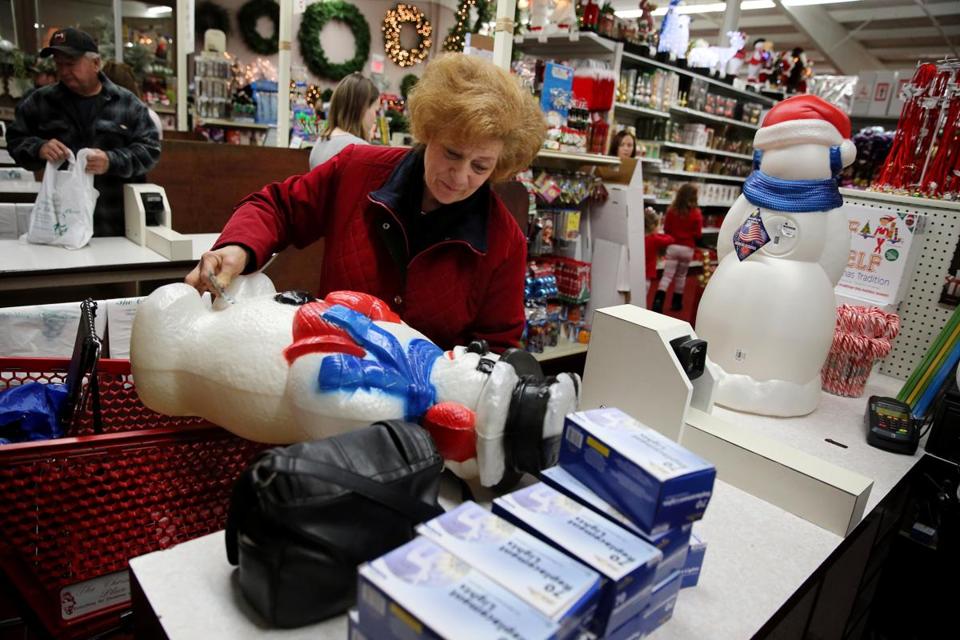 YourStoughton's tweet photo. Where adults are like children in a candy store https://t.co/a2E0nBBPCq https://t.co/vzOwGdyuOx