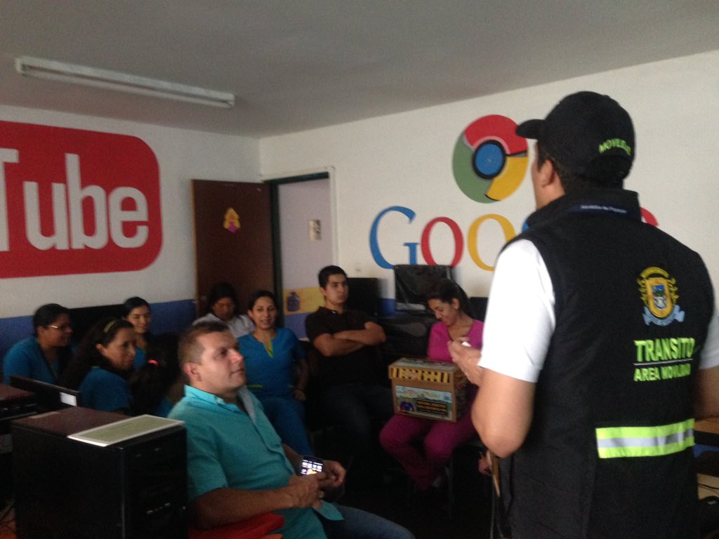 Campaña de seguridad vial y cultura ciudadana en el colegio Crayola Mágica. <a href="/PopayanCO/">popayanco</a> <a href="/CaracolRadio/">Caracol Radio</a> <a href="/radio1040am/">Radio Mil40 AM Popayán</a>