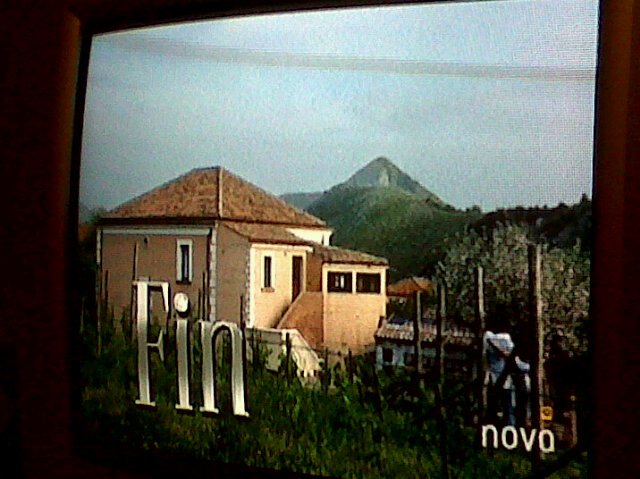 FanTelenovelas_'s tweet photo. FIN #FinalMIVAC ☆ @LiviaBritoP @JoseRon3 @mimimorales @elavelden @jpminor @raquelgarzac @paumarcellini https://t.co/I0KtLUcp73