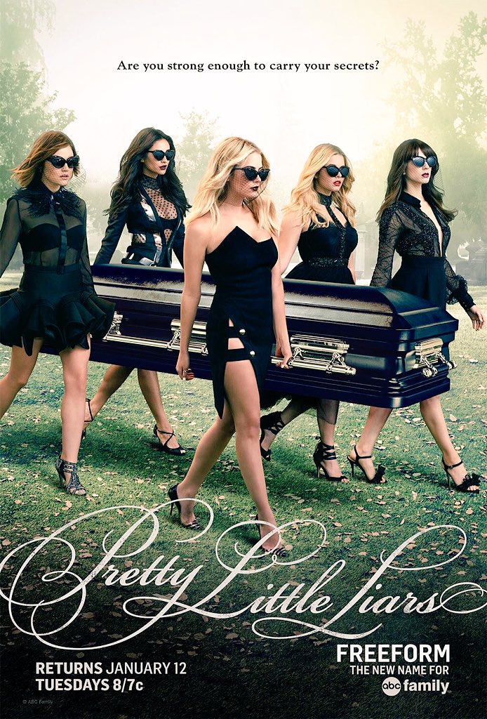 DarianHardmon's tweet image. TWEET and VOTE for these 2 of your fav #5YearsForward posters! @ABCFpll @shaymitch @AshBenzo #PLLPoster #PLL 💋💋💋😍😍😍