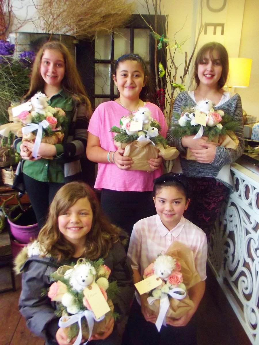 MonarchFlorists's tweet photo. Birthday Party flowers #birthdayparties #torontoflowerdesign #kidsparties https://t.co/pomwstsEAU