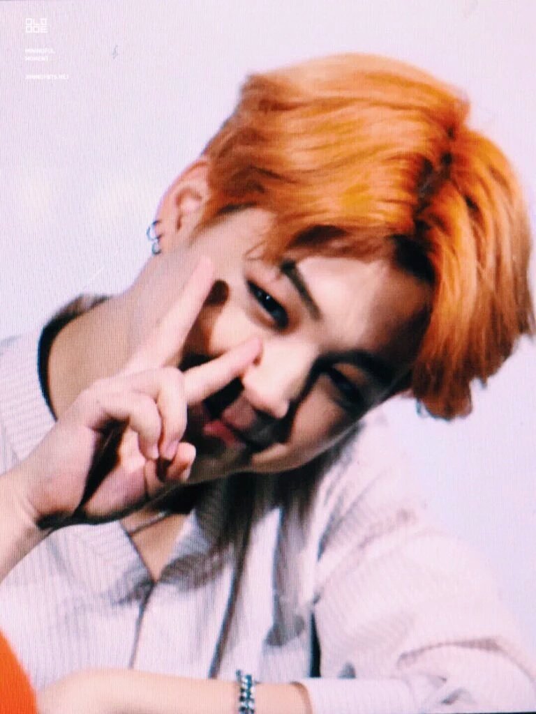 JiminArabArmy's tweet photo. 151218 || جيمين في فان ساين يويدو
#جيمين https://t.co/ddhN7otL6l
