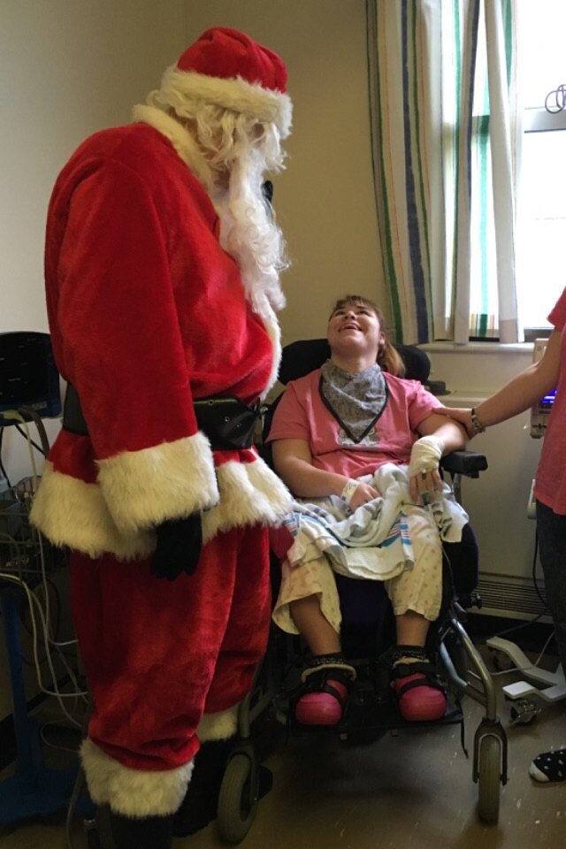 crisp_aj's tweet photo. Thanks to #topbodygym #gorleston who's raffle bought gifts for the #children's ward @JamesPagetNHS delivered by 🎅 https://t.co/5EbmeTJll8