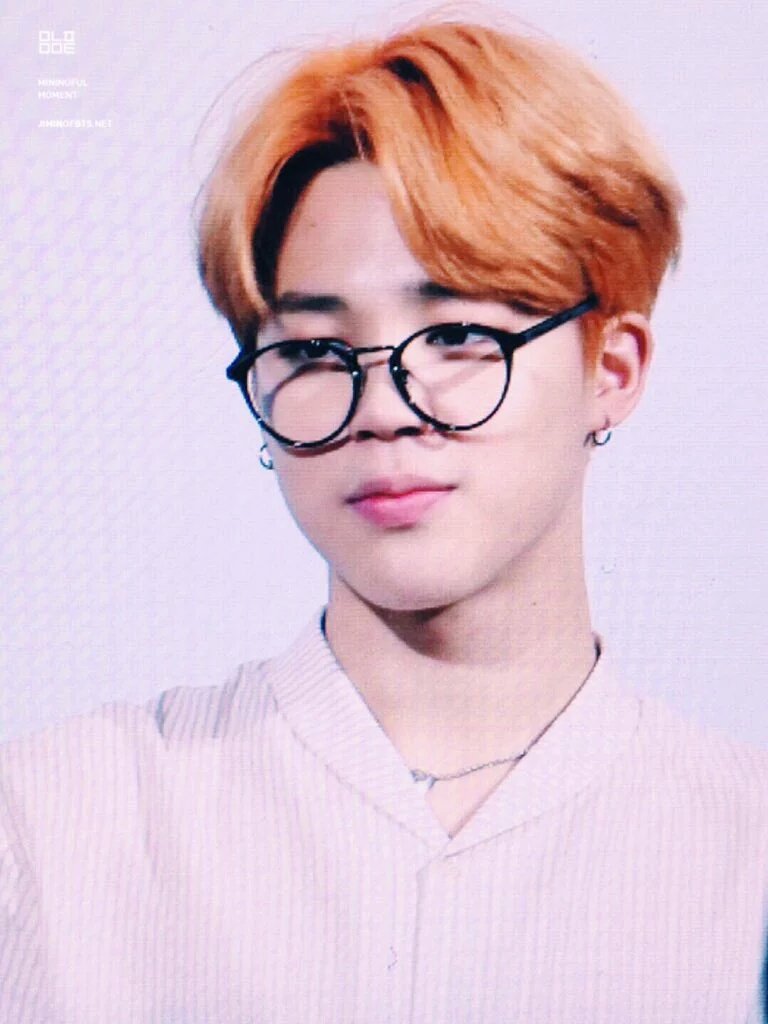 JiminArabArmy's tweet photo. 151218 || جيمين في فان ساين يويدو
#جيمين https://t.co/8E71VRThw6