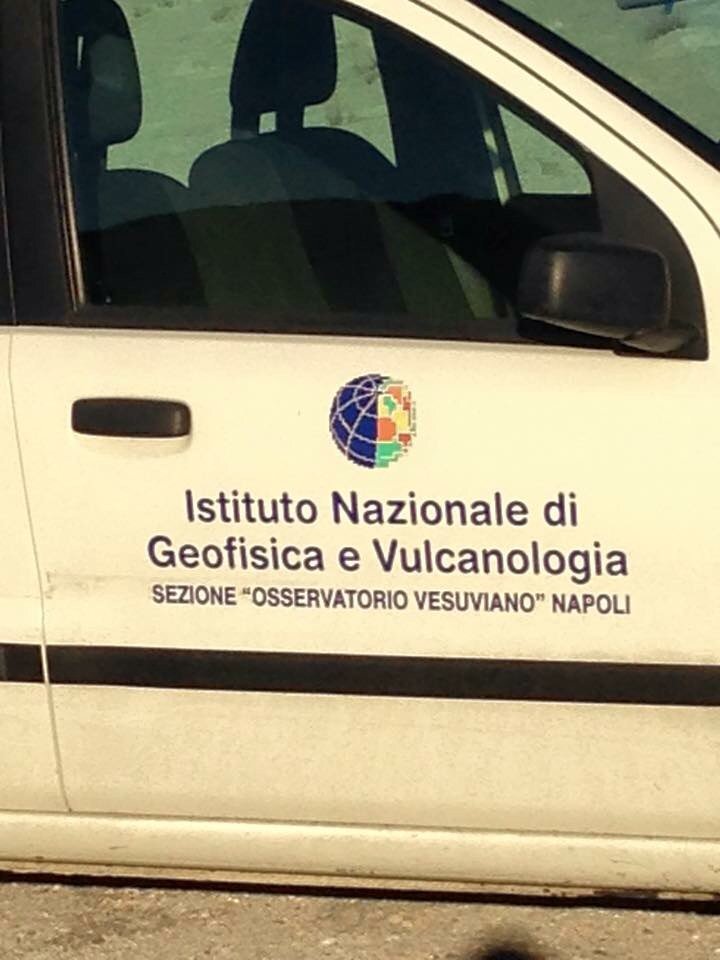 FLYTOP_'s tweet photo. #Fytop#Roma#enac#droni#apr#multirotore#Flybit#volo# presso #Solfatara# con #INGV# https://t.co/4JWHljE5re