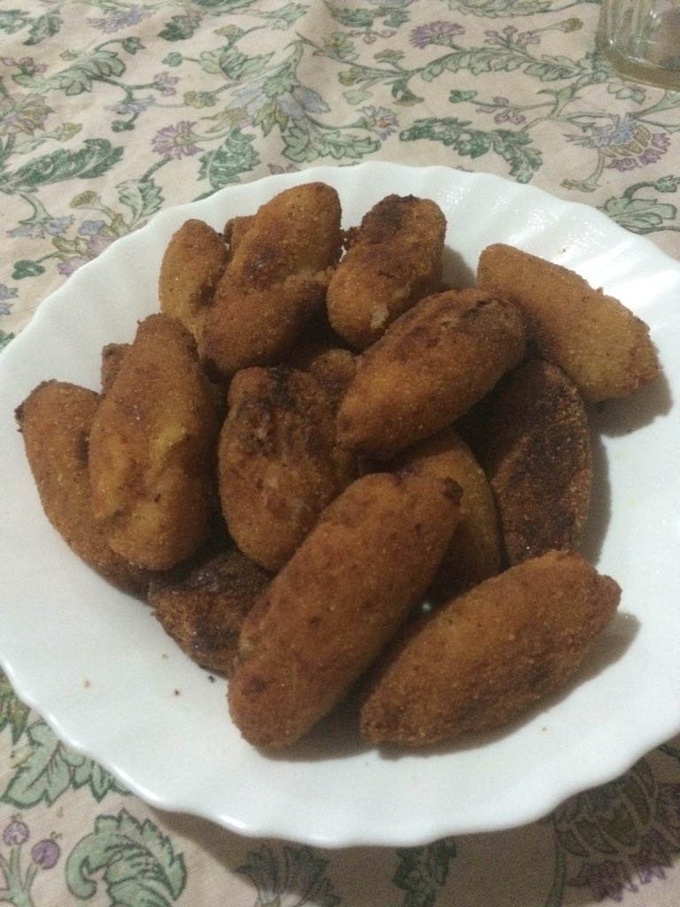 GalansbJ's tweet photo. @Sr_Zeta resaca y esto. Nada más que añadir señoria.#croquelieber https://t.co/AU9f4CV5C5