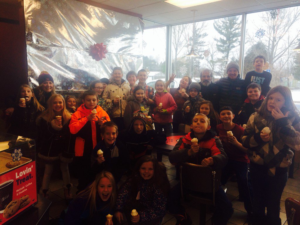 Carla Vrondran tweet media