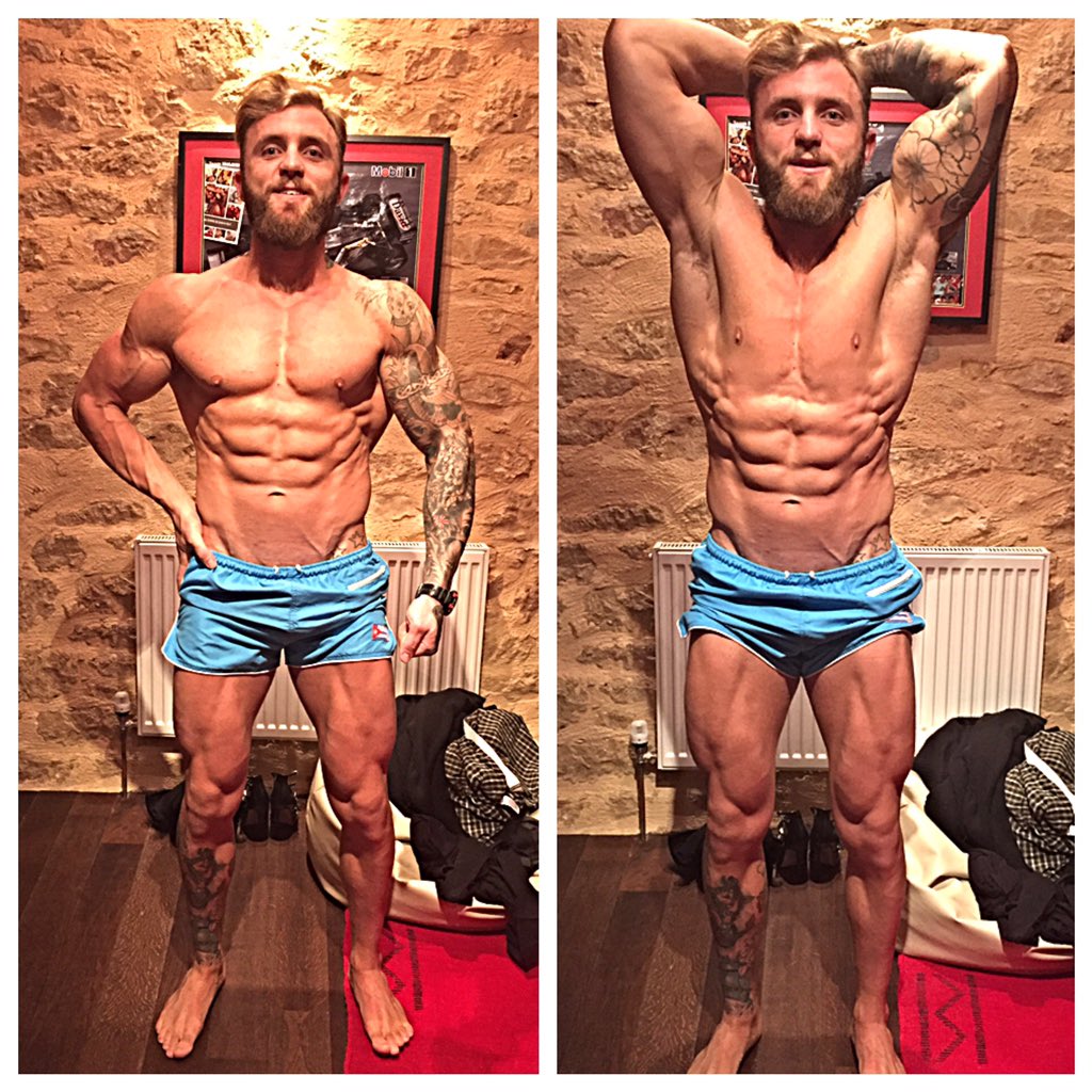 lukehewitt9's tweet photo. shots from day 1 of 2 carb load ready for shoot on Sunday!Feeling full, lean! bring on day 2 π #flexfriday #ppspump https://t.co/iweLiBKb2D