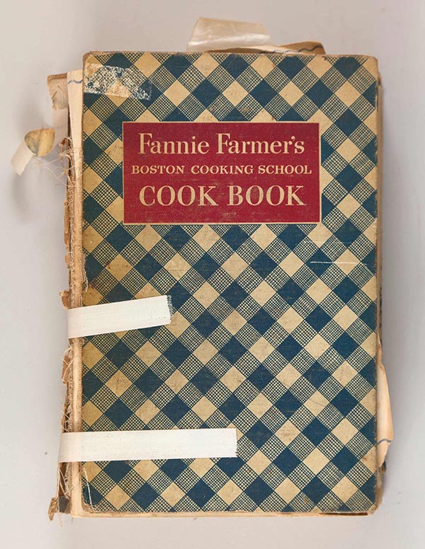 metmuseum's tweet photo. A conservator in the #MetLibrary looks at some dubious book repair practices of times past. https://t.co/CJruLDQHAg https://t.co/TKDAd8L4pY