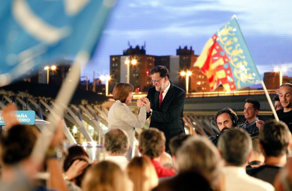 isabelbonig's tweet photo. Gracias @marianorajoy por venir hoy a tu tierra. Ilusión y trabajo no le falta al @ppcv para vencer juntos. #VamosPP https://t.co/70uTbuZnAq