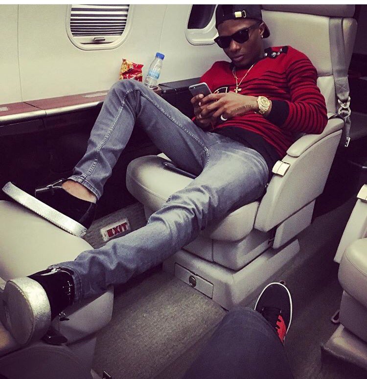wizkidayo's tweet photo. Touch down Abuja! Lagos I'm back in a bit! #Private! https://t.co/HfuwE6RQVU